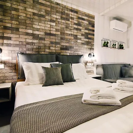 Holiday home Nino's Provatas